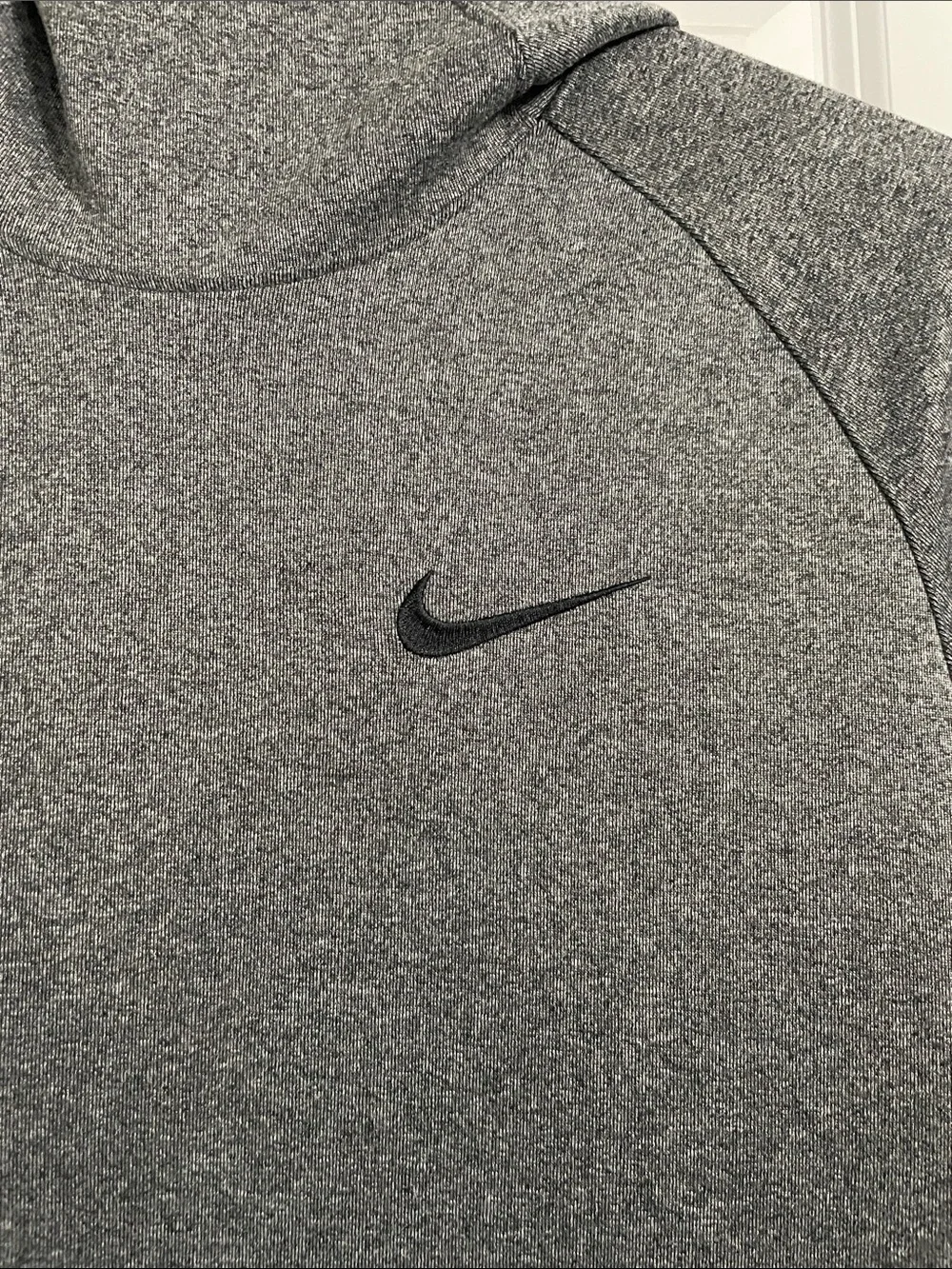 Nike Men's Dry Spotlight Basketball Dri Fit Short Sleeve Hoodie Size Large